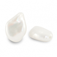 BQ Zoetwaterparels keshi parel high luster Natural white