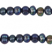 Zoetwaterparels rond 5-7mm Dark peacock blue