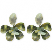 Trendy resin oorbellen&nbsp;/&nbsp;oorstekers bloem Multicolour green