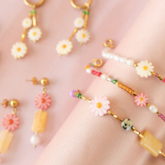 Inspiratiesets Sieraden inspiratie met schelp kralen in bloemenvorm