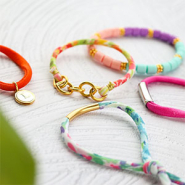 Inspiratiesets Zo combineer je Stitched elastisch lint Ibiza met rvs tube kralen voor de mooiste armbanden