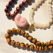 Inspiratiesets Creëer najaarskettingen met onze acryl en resin kralen collectie