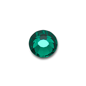 Preciosa SS30 flat back Emerald
