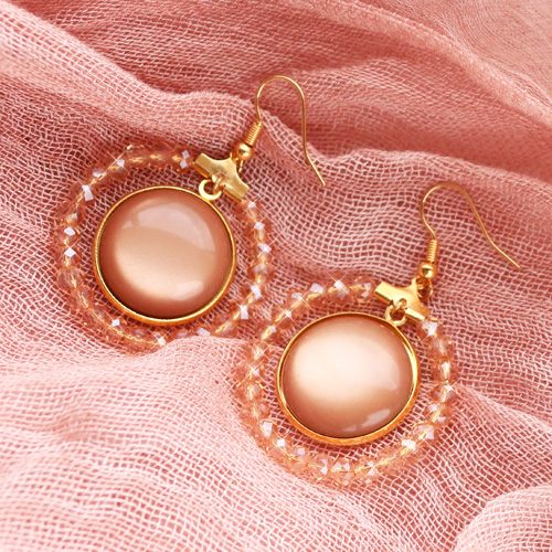 Bereid je voor op het nieuwe seizoen met Cuoio armbanden en bijpassende cabochons
