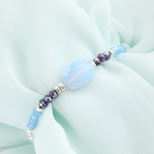 Zo maak je met top facet kralen trendy armbanden en oorbellen: