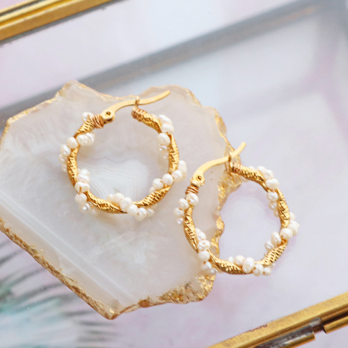 Prachtige trendy zoetwaterparels voor het cre&euml;ren van zomerse sieraden