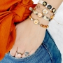 Sieraden met een natuurlijke look met onder andere houten cabochons in unieke designs!