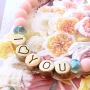Macram&eacute; armbandjes met letterkralen van DQ metaal!