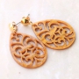 Oorbellen maken met resin hangers en DQ metalen oorstekers