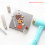 Maak trendy sleutelhangers met een nieuwe collectie ImpressArt en leren hangers