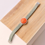 Lees hier hoe je armbanden maakt met onze nieuwe collectie plat DQ leer