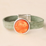 Lees hier hoe je armbanden maakt met onze nieuwe collectie plat DQ leer