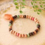 All natural! Zo maak je het perfecte armbandje met houten kralen