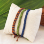 Leer nieuwe technieken voor het maken van macram&eacute; armbandjes