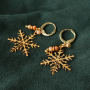 Op zoek naar inspiratie? Bekijk hier hoe wij sieraden maken met de leukste kerstbedels