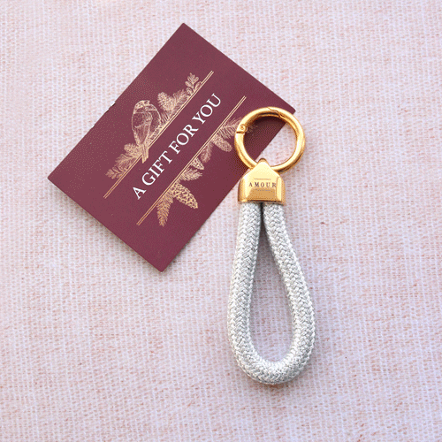Eenvoudig te maken, perfect om cadeau te geven en leuk om te krijgen zijn de Mix & Match sleutelhangers: