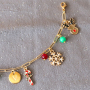Zo maak je de leukste sieraden met kerst bedels: 