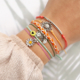 Laat je inspireren en cre&euml;er trendy zomerse armbanden met macram&eacute; draad!  