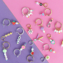 Ontwerp modieuze sieraden met diverse acryl kralen en de DQ metalen rainbow nietstiften 