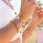 Trendy zomerse sieraden cre&euml;ren met schelp kralen, glaskralen en nog veel meer leuke items! 