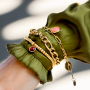 Bekijk hieronder de sensueel krachtig trend items: