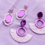 Get creative met statement hangers
