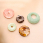 Zo verwerk je natuursteen donuts in al je sieraden