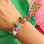 Cre&euml;er kleurrijke armbanden met smart bead stoppers 