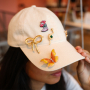 Geef je collectie een speelse touch met onze nieuwe broches en pins