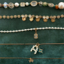 Mix & match met acryl kralen en gouden details