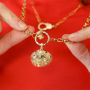 Ontwerp trendy sieraden met brass TQ metaal bedels en sloten