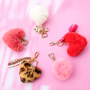 Tips voor het ontwerpen van kleurrijke hangers met pompom bedels
