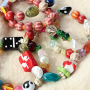 Sieraden maken met glaskralen en keramiek kralen