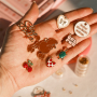 DIY sieraden maken met metalen bedels