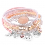Mooie sieraden gemaakt met imi su&egrave;de leer met studs