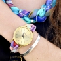 Korte omschrijving: Bohemian satijn draad met allerlei hippe printjes & wrap koord is een absolute musthave!