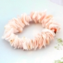 Laat de zomer snel dichterbij komen met dit zonnige setje sieraden &hellip;