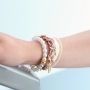 Trendy sieraden met bloemenprints