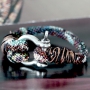 Leuke arm-candy gemaakt van gestikt koord in bohemian style. 