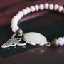 Prachtige sieraden met half edelstenen hangers als stijlvolle blikvanger